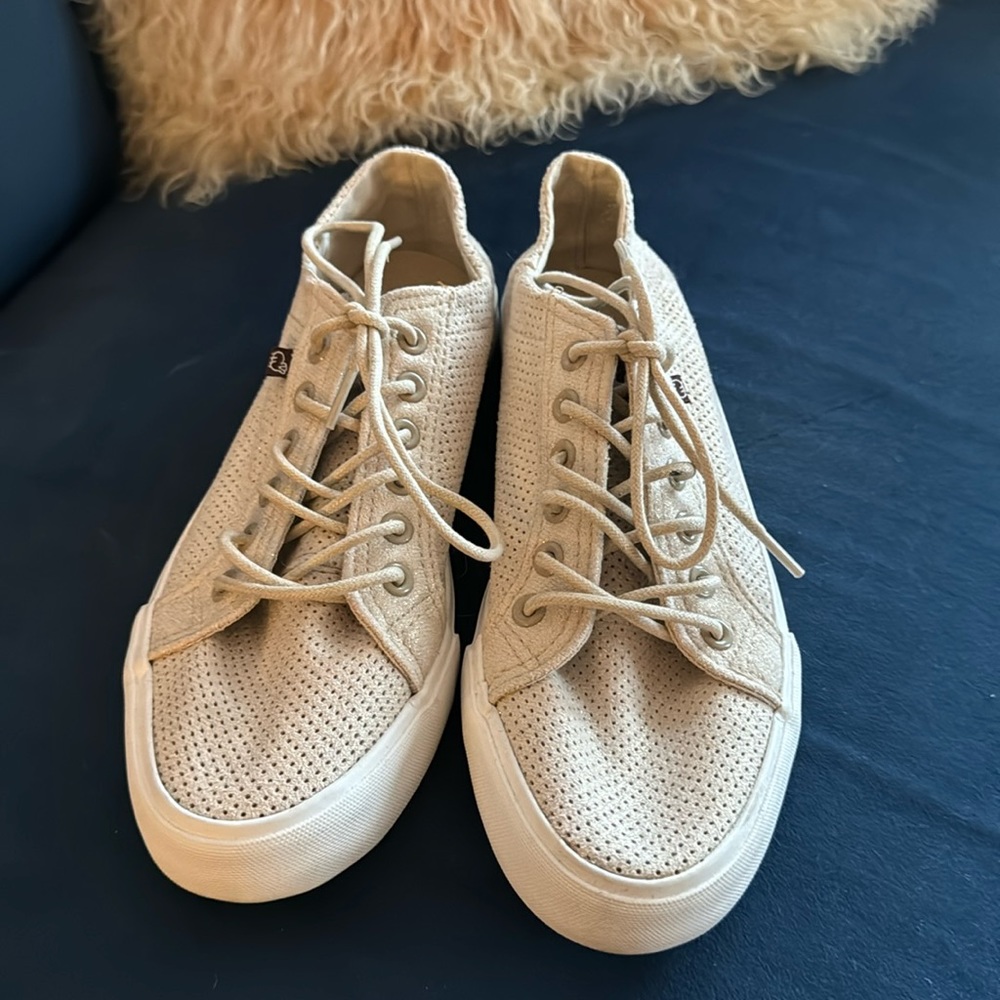 Lam Gold Sneakers